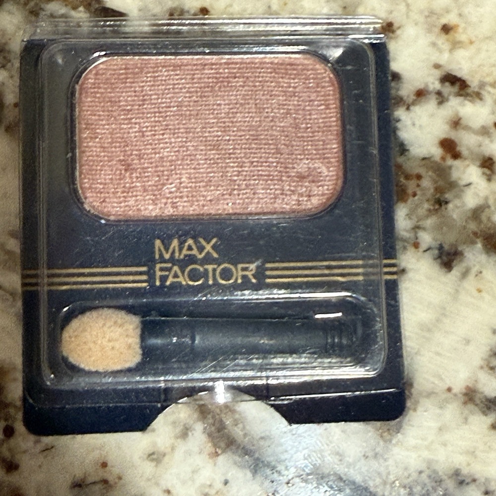 Max Factor Vintage Satin Shadow Refill  Pink Cameo 14 NOS Sealed NEW‎